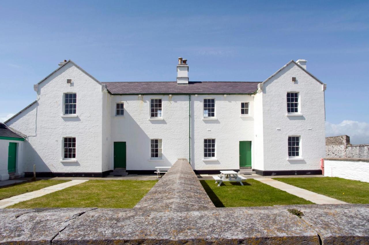 Donoure Galley Head Lightkeeper'S Houses מראה חיצוני תמונה